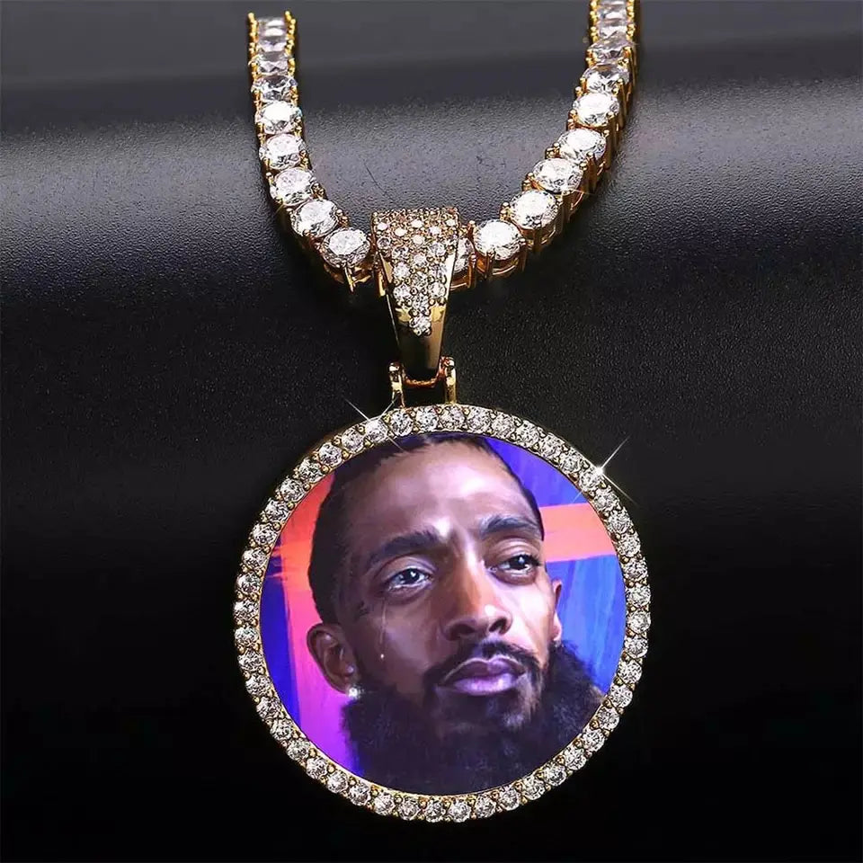 Round Shaped Photo Medallion